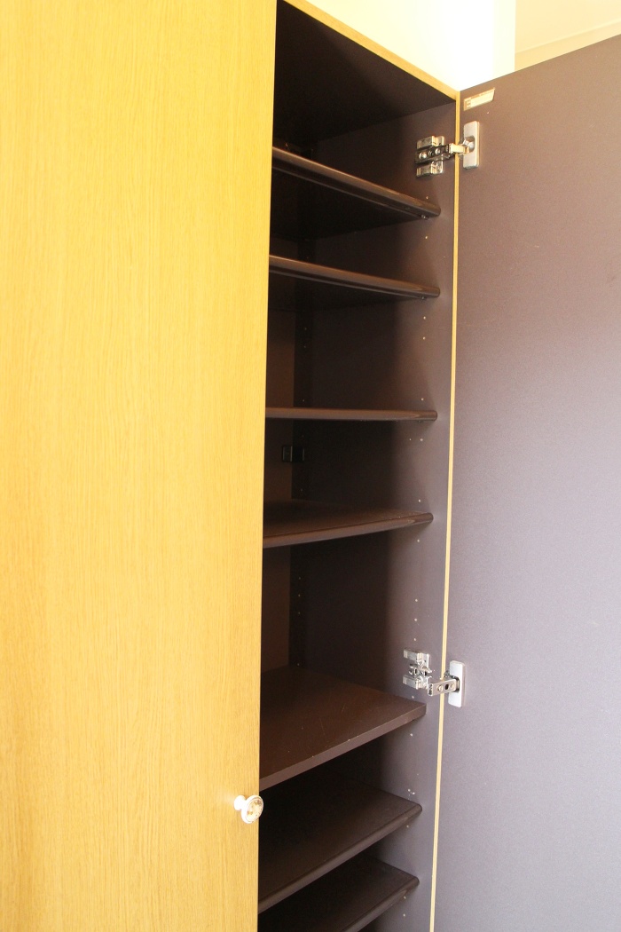 シューズボックス